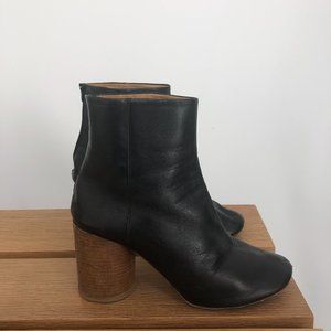 AVAILABLE- Maison Martin Margiela leather ankle boots